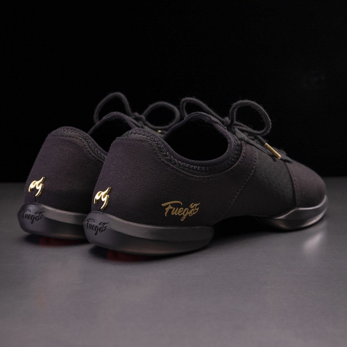 Fuego | Split-sole | All -black