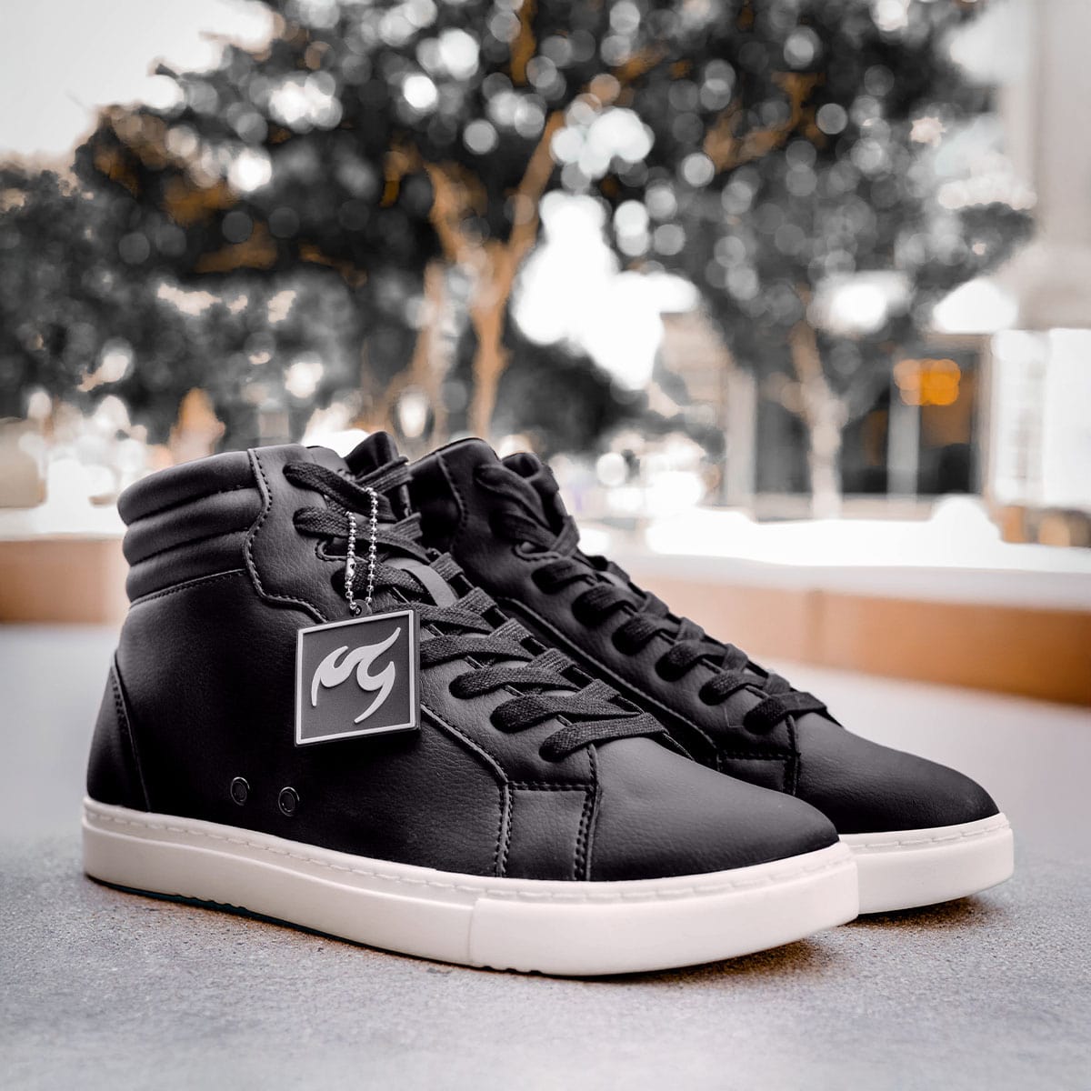 Black | High-top