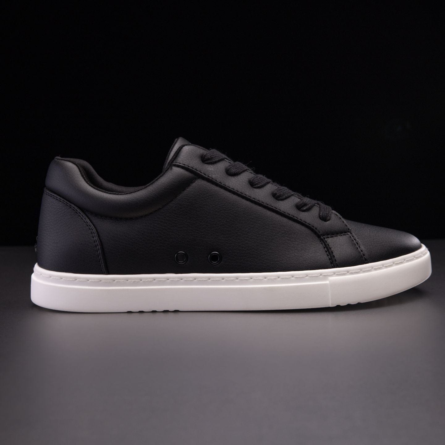 Fuego | Low-top | Black